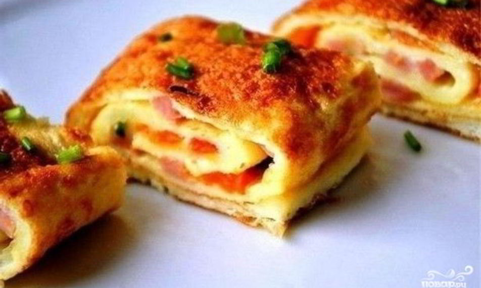 Рецепт омлета с ветчиного и помидорами