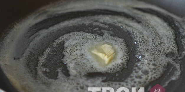 омлет с зеленым горошком и сыром