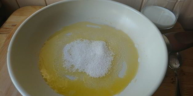 сладкий омлет с яблоком