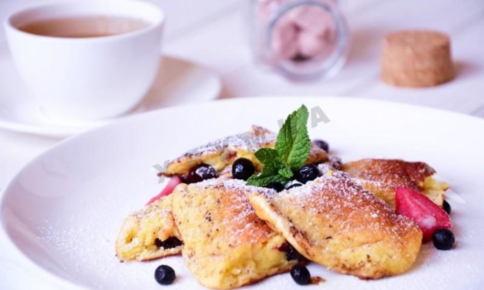 Рецепт сладкий творожный омлет