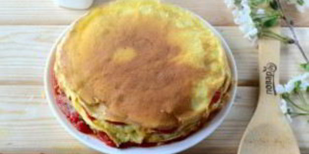 слоеный омлет на завтрак