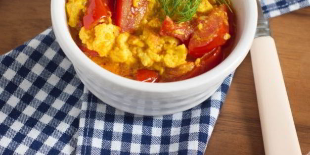 вегетарианский омлет с адыгейским сыром