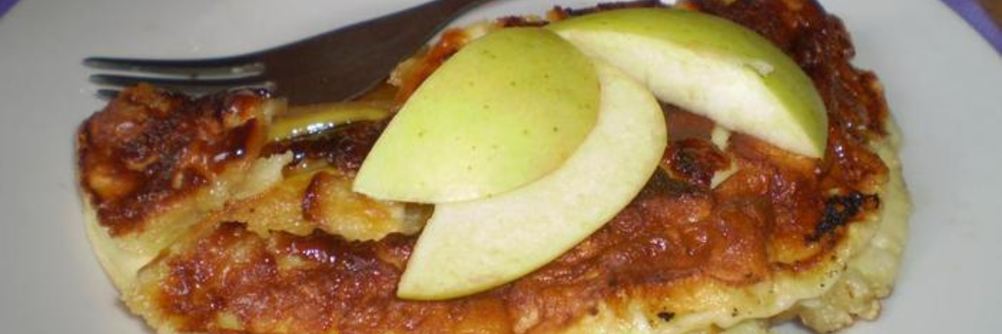 Яблочный омлет