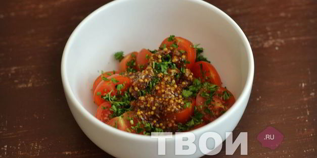 помидоры с зеленью