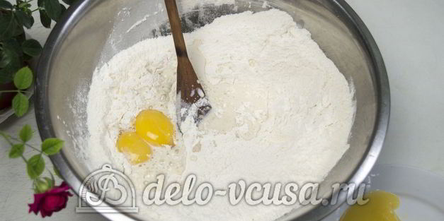 дрожжевой рулет с маком