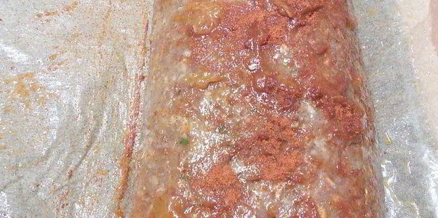 говяжий рулет с черносливом и грецким орехом