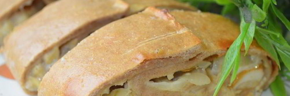 Грибной рулет из картофельного теста