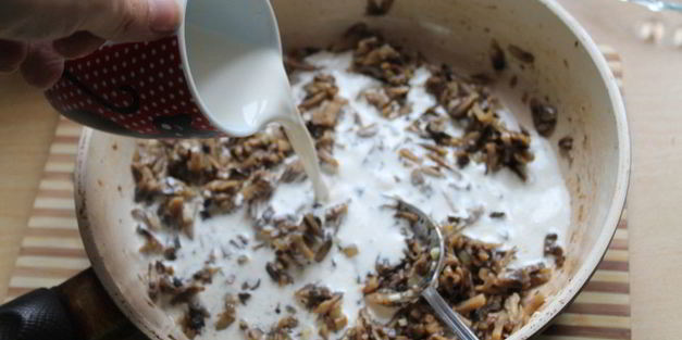 кабачковый рулет с грибами