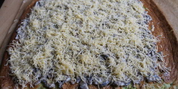 кабачковый рулет с грибами