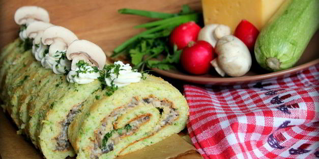кабачковый рулет с грибами
