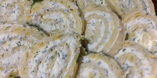 кабачковый рулет с творожной начинкой