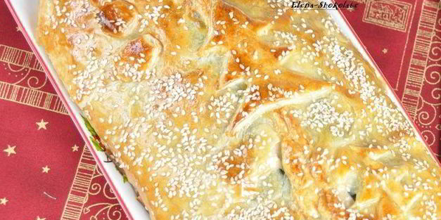 куриный рулет с черносливом в слоеной шубке