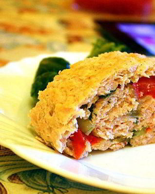 Куриный рулет с овощами