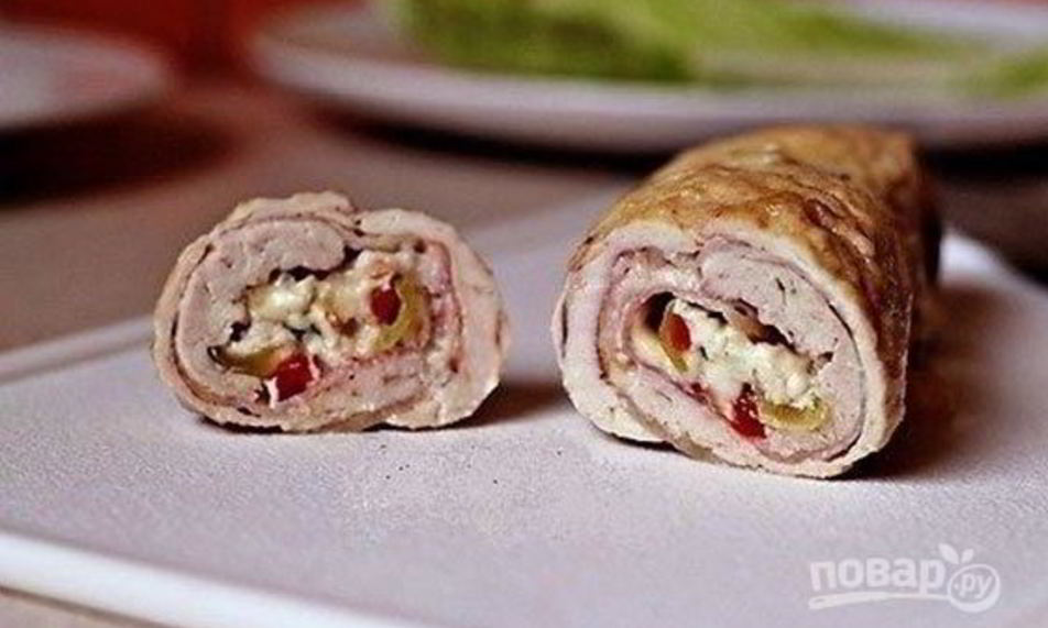 Рецепт куриный рулет с сыром и ветчиной