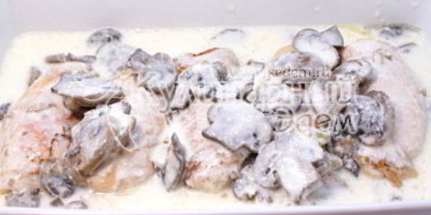 куриные рулетики с грибами и сыром