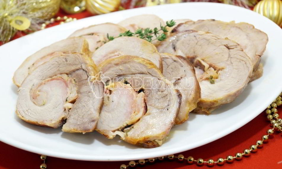 Рецепт мясной рулет с беконом