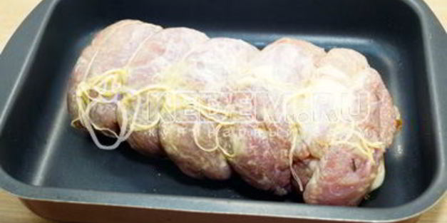 мясной рулет с беконом