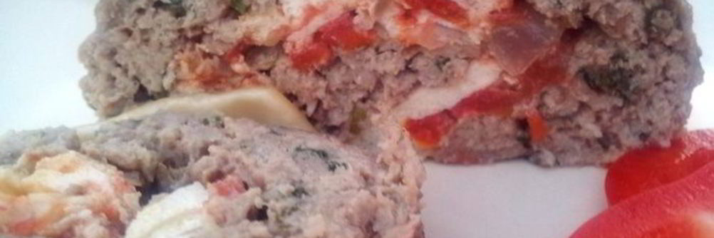 Мясной рулет с нежной начинкой