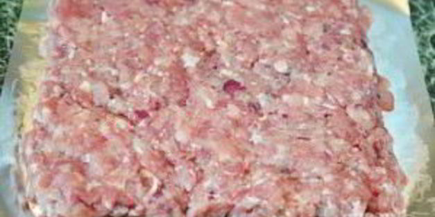 мясной рулет в беконе