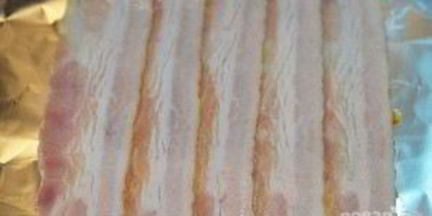 мясной рулет в беконе