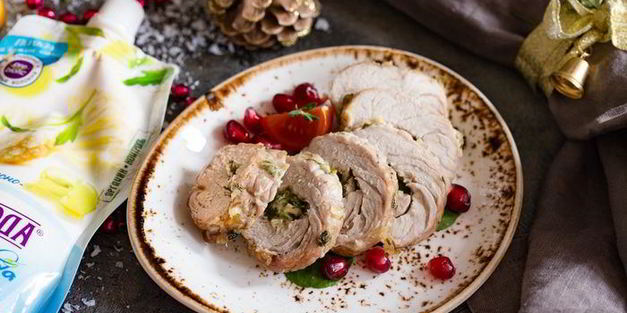 мясные рулетики с сыром и зеленью