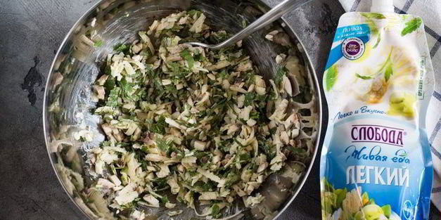 мясные рулетики с сыром и зеленью