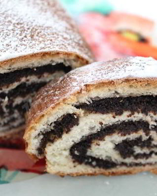 Постный рулет с маком
