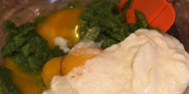 рулет из брокколи с форелью