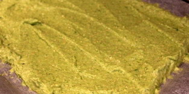 рулет из брокколи с форелью