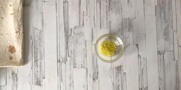 рулет из лаваша с ветчиной и сыром