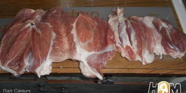 рулет из свиного окорока