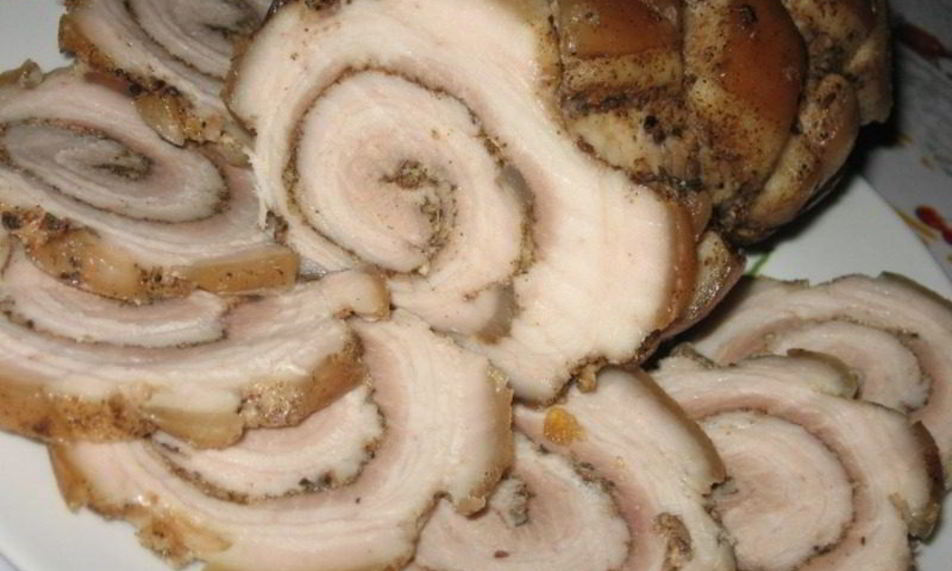 Рецепт рулет из свиной грудинки