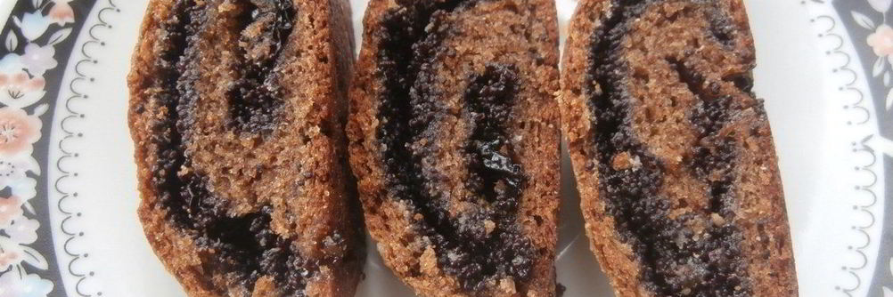 Рулет из творожного теста с маком