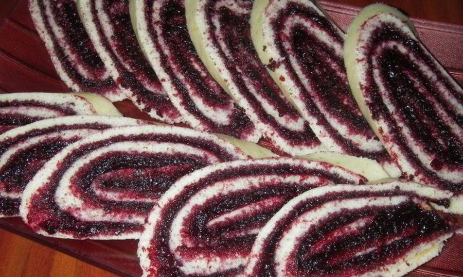 Рецепт рулет с черникой