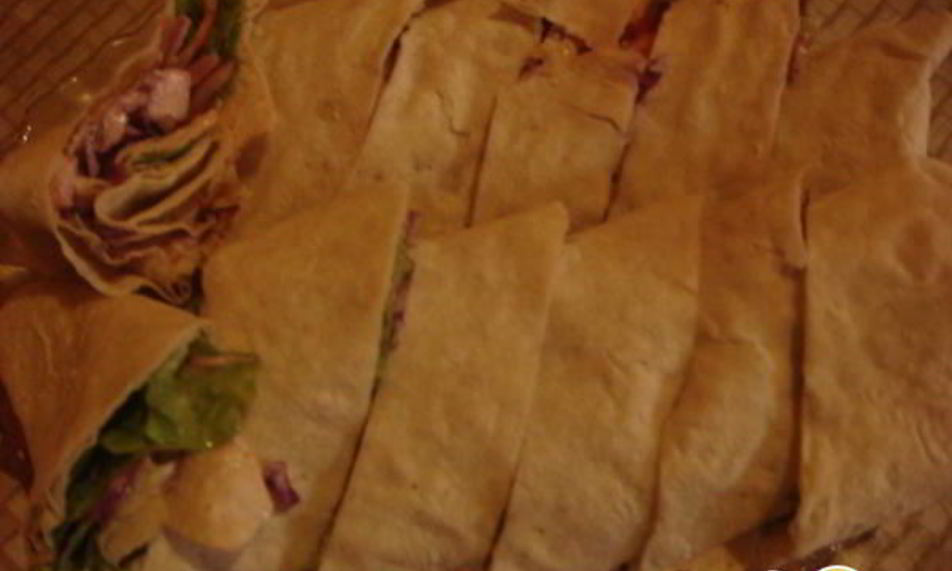 Рецепт рулет с овощами и копченой грудинкой