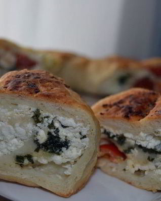 Рулет с трехцветной начинкой