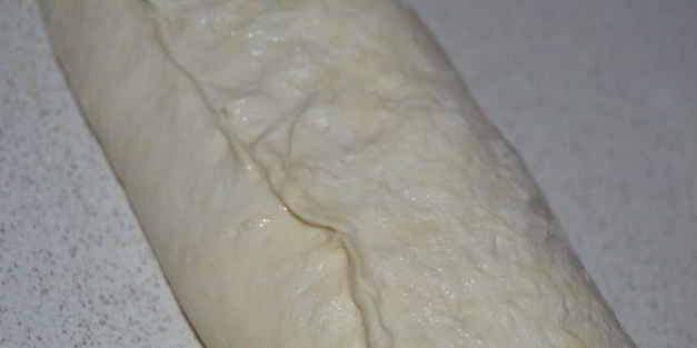 рулет с трехцветной начинкой