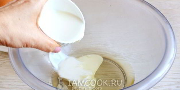 рулет с вишней по-японски