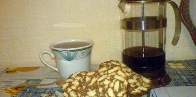 рулетик шоколадный к чаю