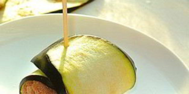 рулетики из баклажанов с фаршем