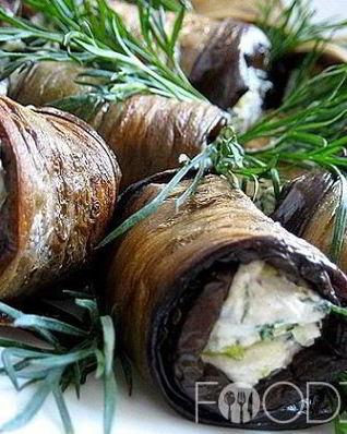 Рулетики из баклажанов с творожной начинкой