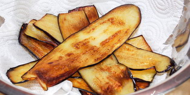 рулетики из баклажанов