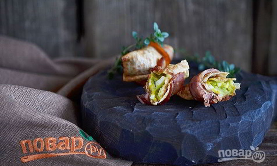 Рецепт рулетиков иза беконов с авокадо