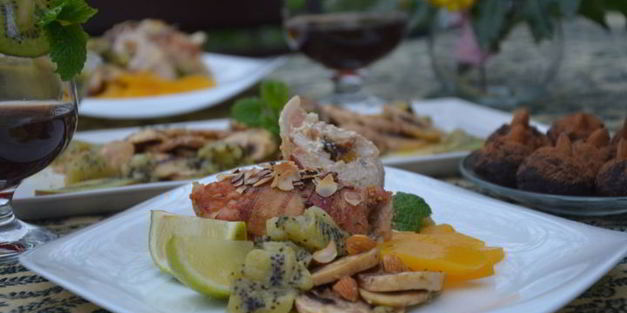 рулетики из индейки с персиками