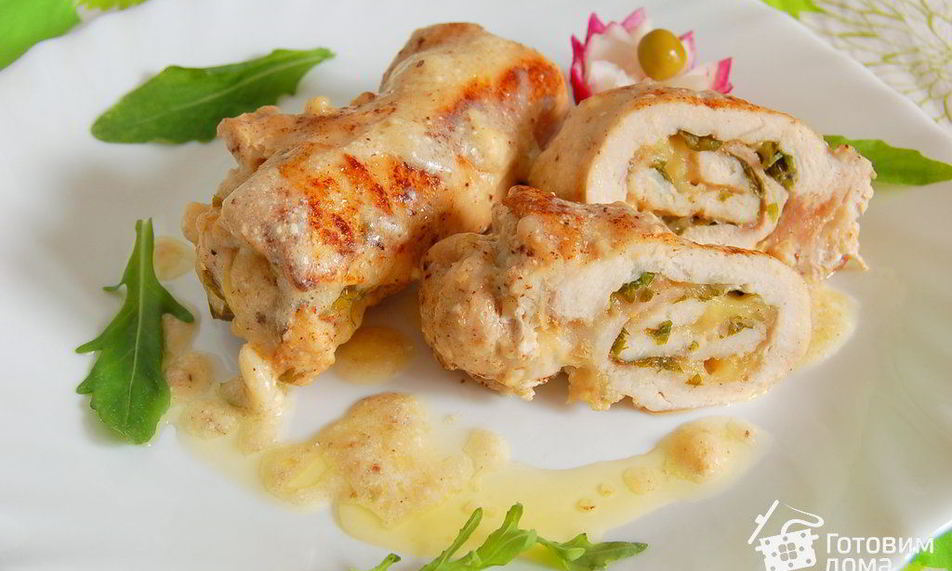 Рецепт рулетики из курицы с сыром и зеленью