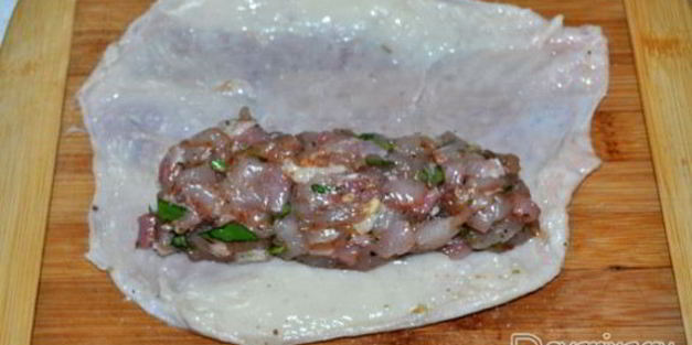 рулетики в куриной коже