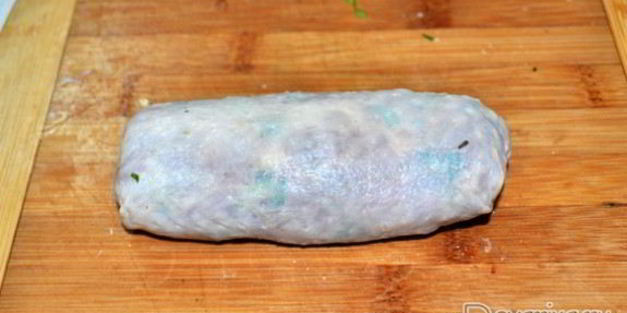 рулетики в куриной коже