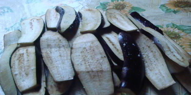 рулеты из баклажан с творогом