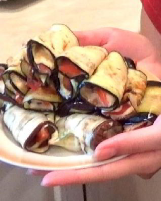 Рулеты из баклажанов