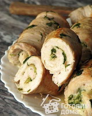 Рулеты из индейки с горчичной начинкой